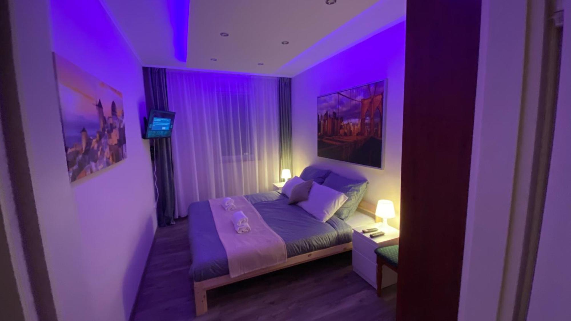 Balcony Apartment *